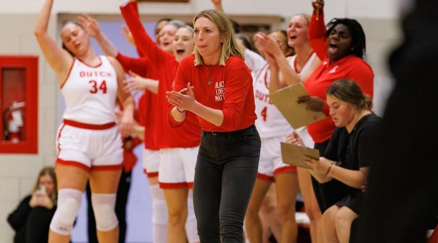 Lonning back in La Crosse to coach UWL women's basketball