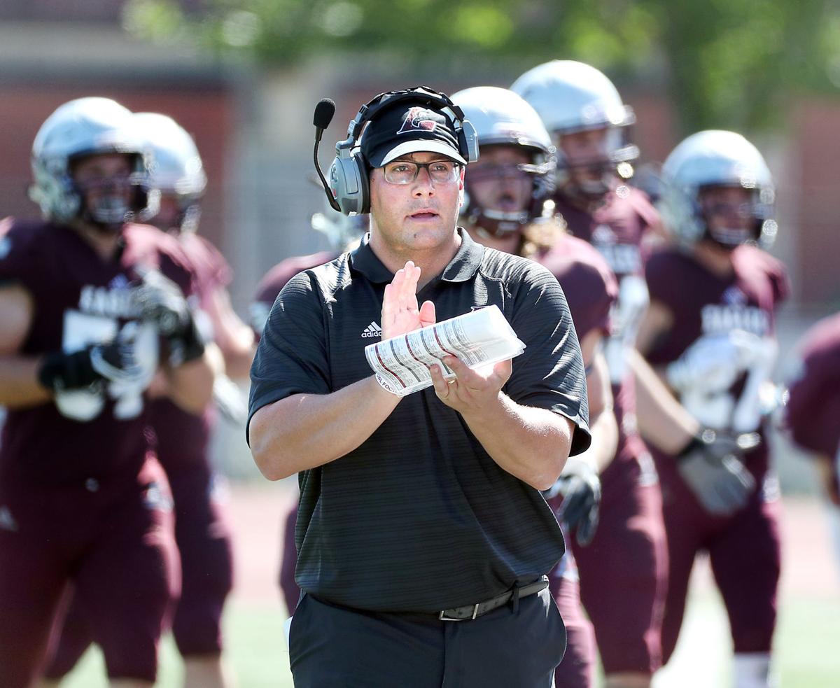 Uw La Crosse Football Offense Restructures After Oc Change