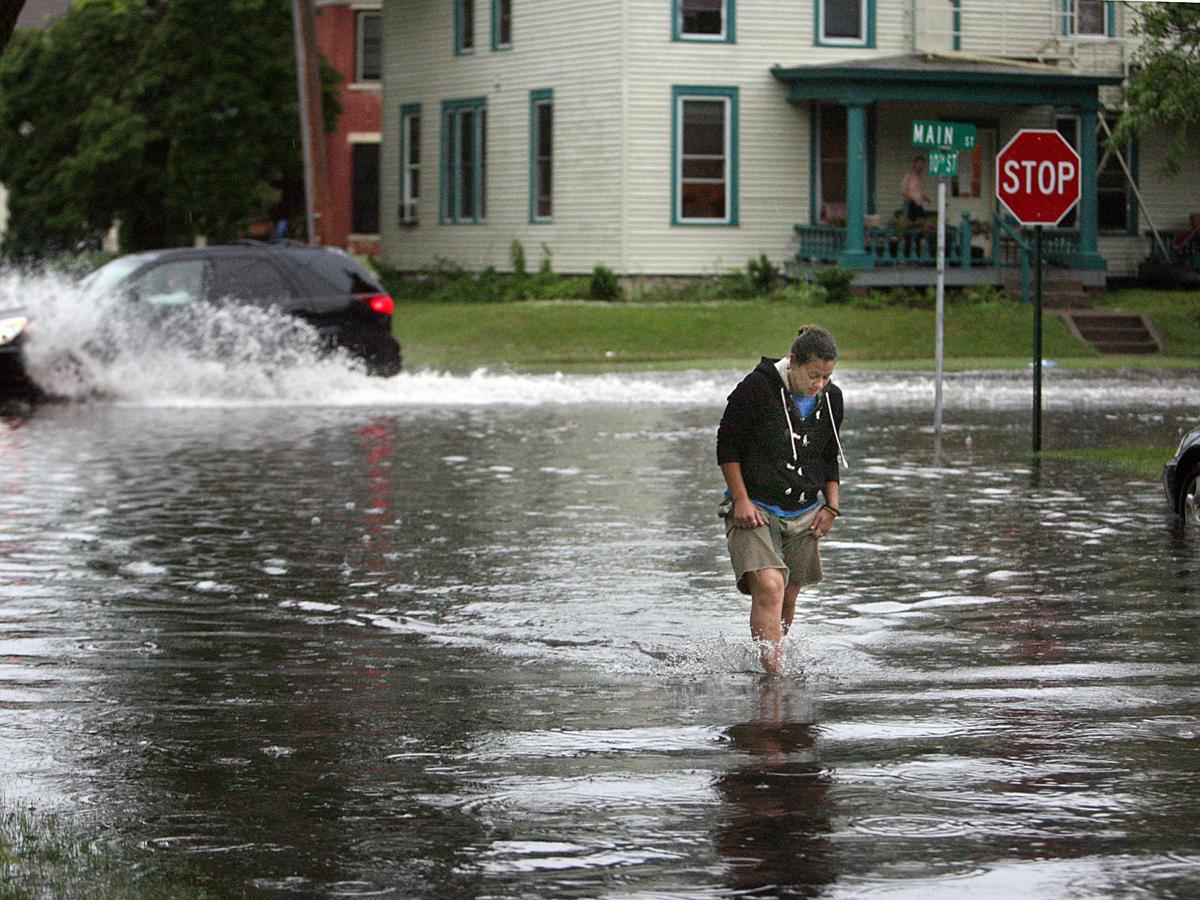 Severe storms and extreme heat expected in La Crosse area today