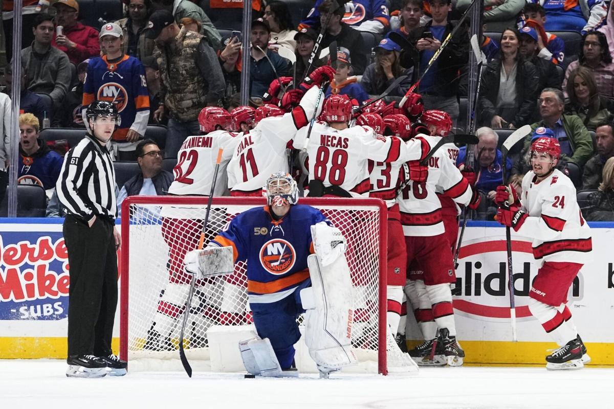 NHL roundup: Islanders cool off Devils