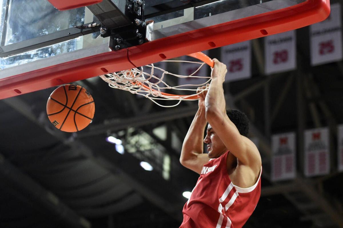 Stevens Point's Sam Hauser shows off dunking skills, scores NBA career-high  26 points