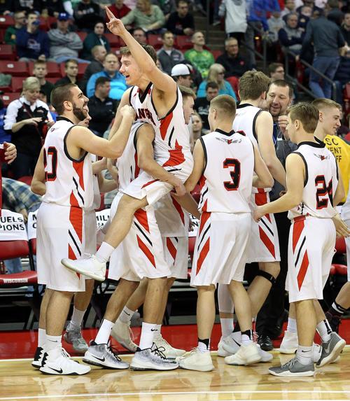Bangor vs. Chippewa McDonell championship game