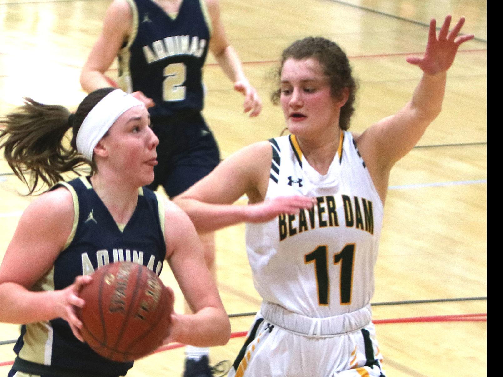 Wiaa Sectional Girls Basketball La Crosse Aquinas Shreds Mineral