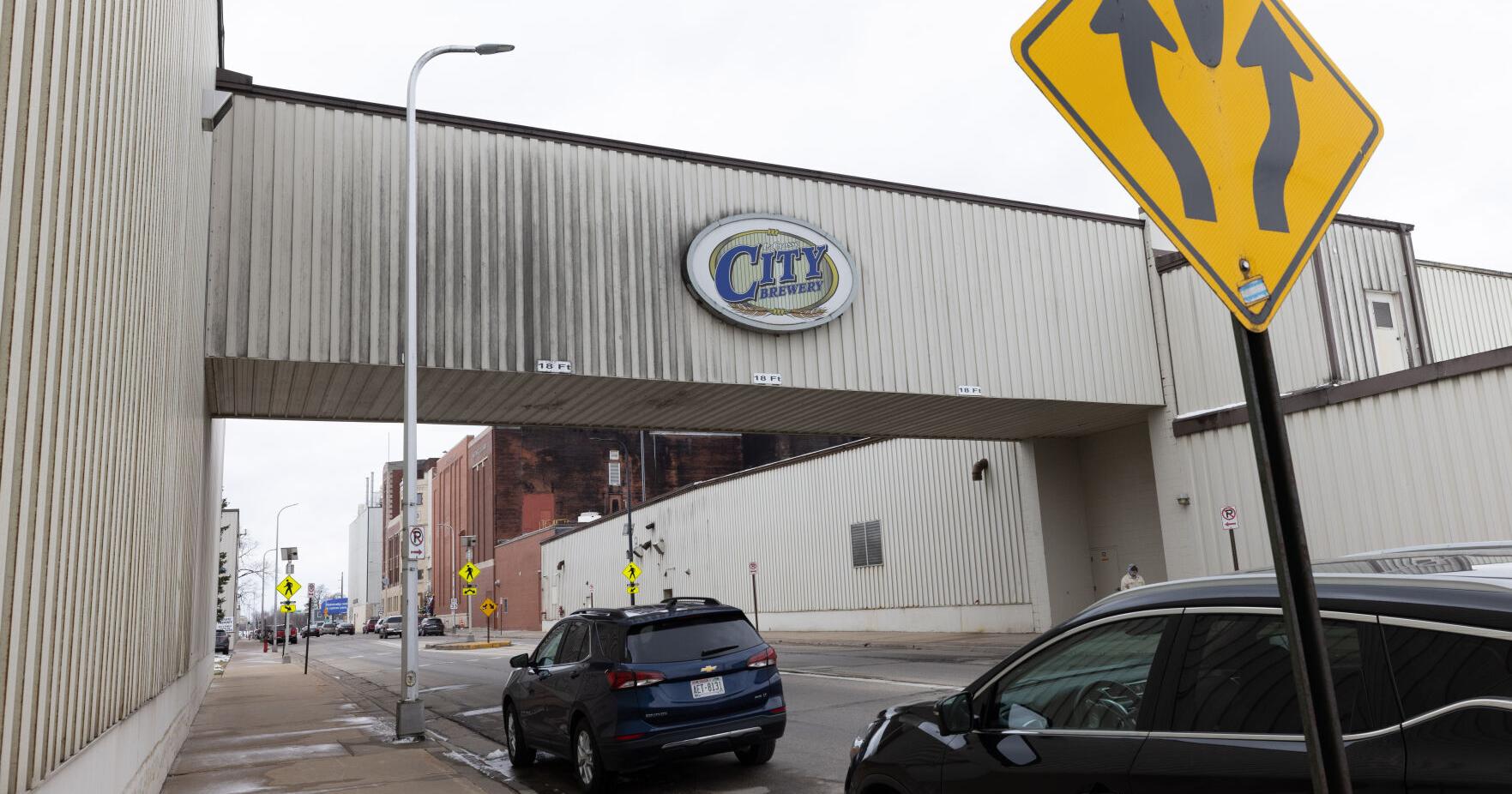 Union authorizes strike at City Brewing Co. - Vimarsana News