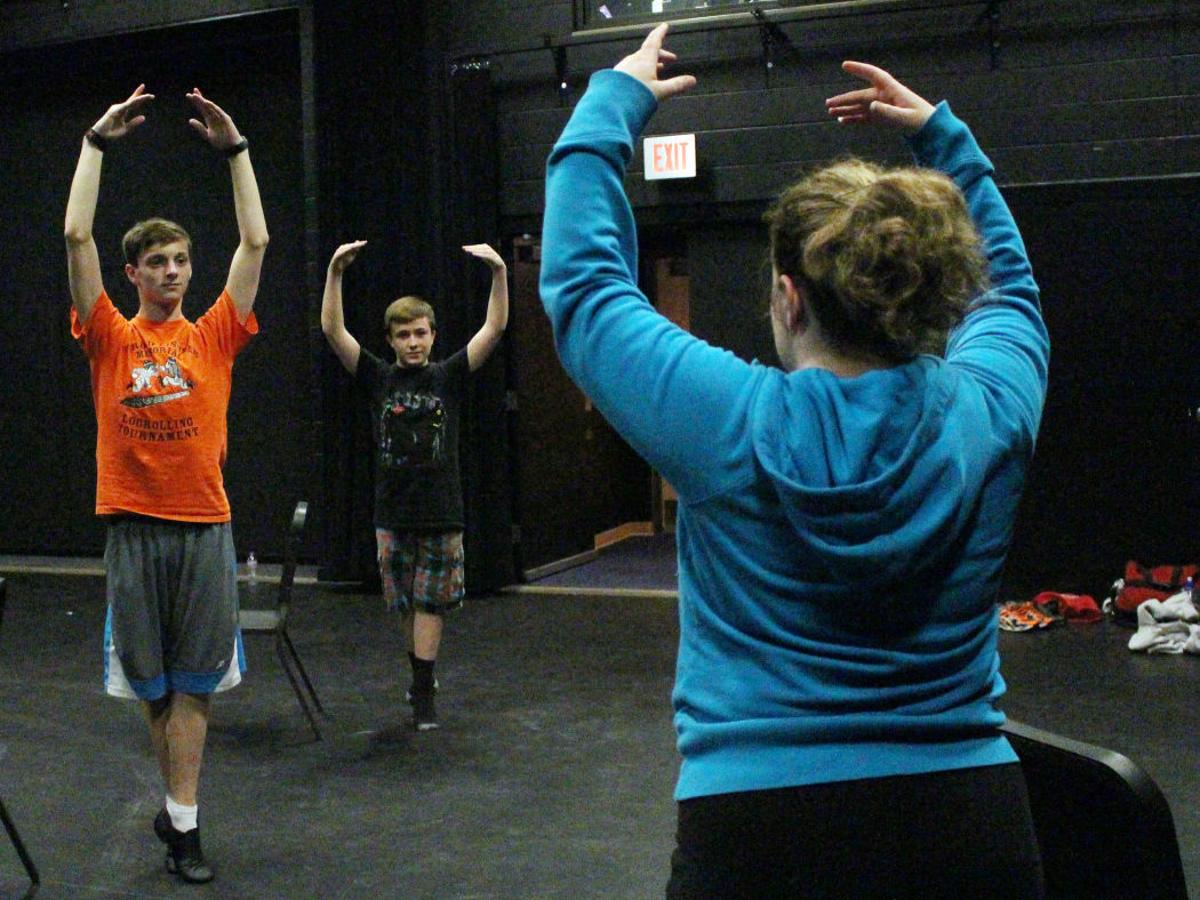 Simply Smashing Lct Gets Killer Cast For Billy Elliot Lifestyles Lacrossetribune Com