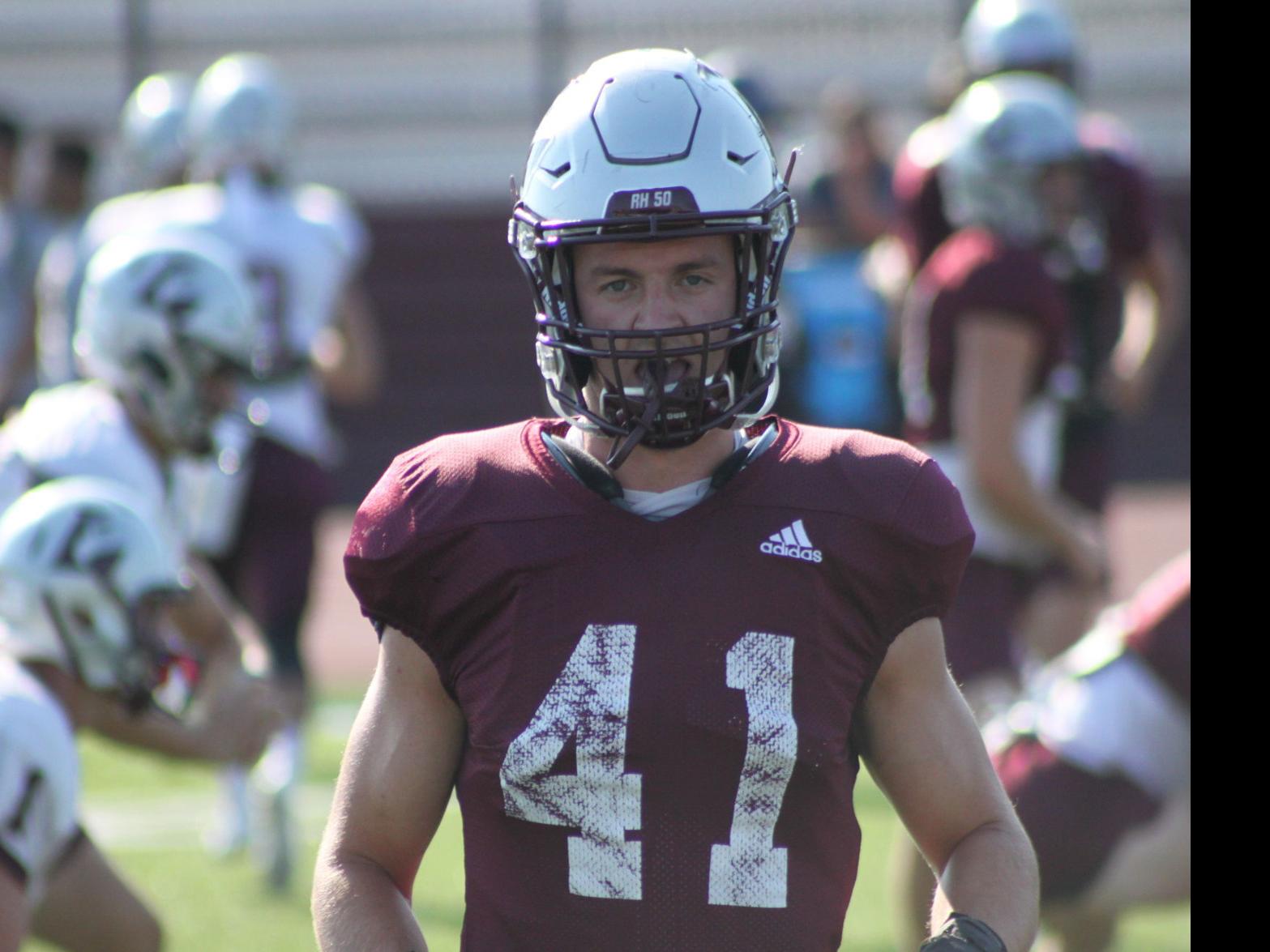Uw La Crosse Football Senior Peter Kissling Returns To Bolster