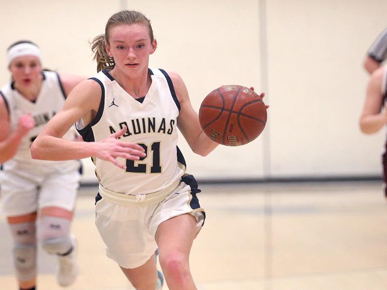 Wiaa Basketball La Crosse Aquinas Girls Catch Fire From 3 Lexi