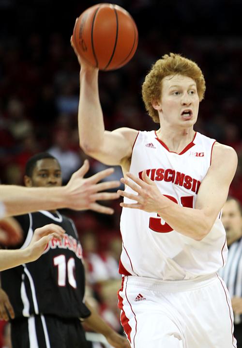Former Wisconsin Forward Mike Bruesewitz Will Play In The