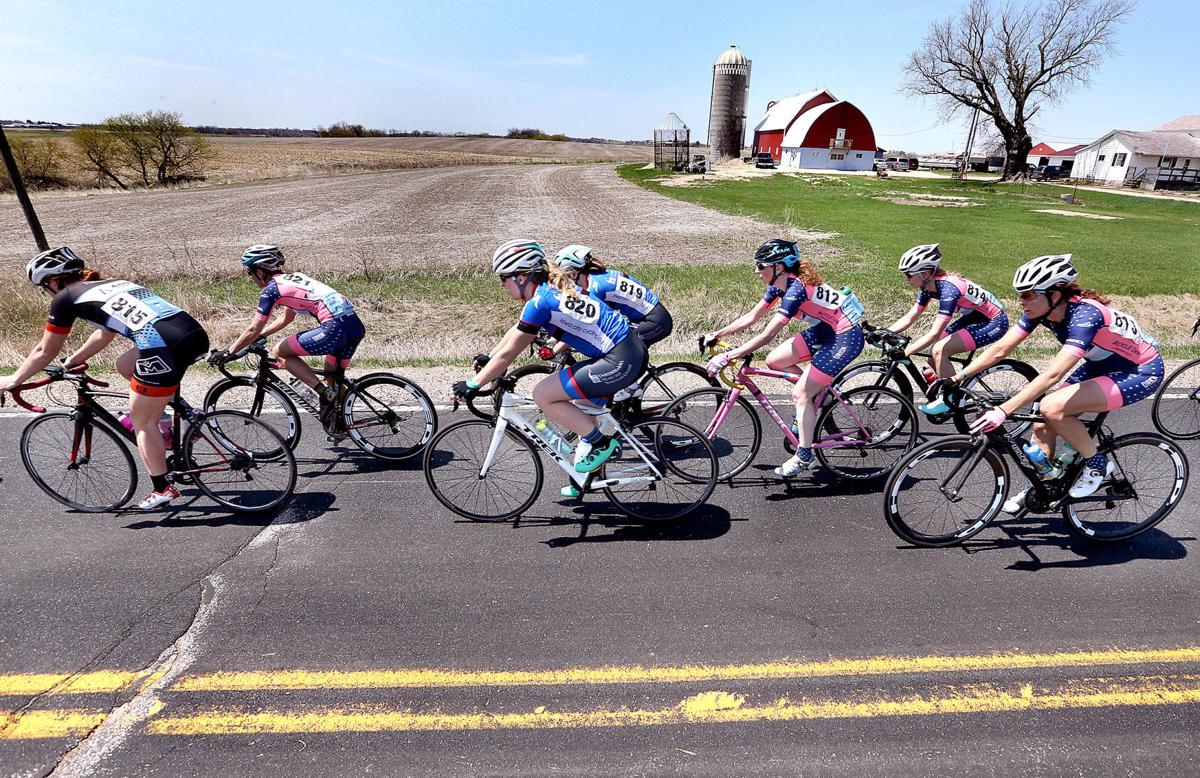 La Crosse Omnium draws 400 cyclists for three day competition