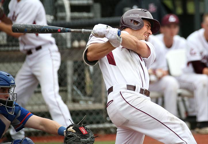 wiac-tournament-baseball-uw-la-crosse-scores-3-in-10th-inning-to-beat