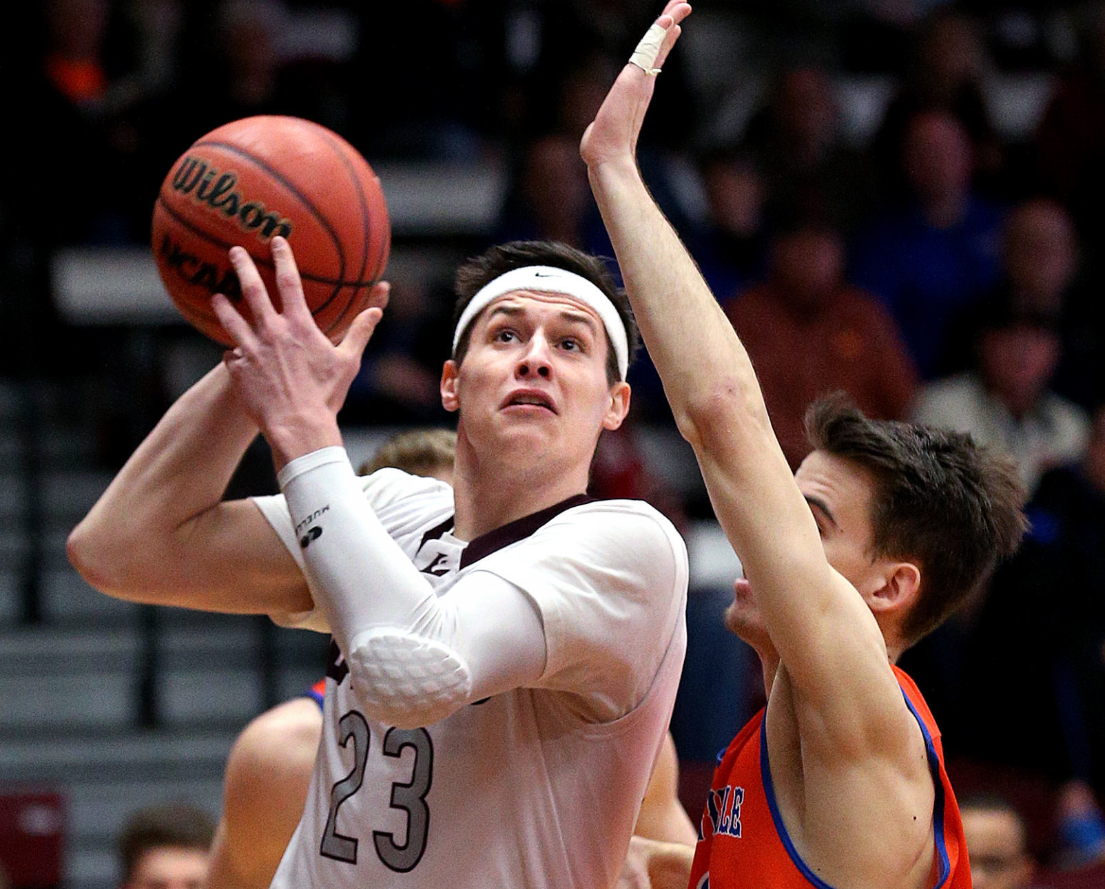 No 20 Platteville Holds Off UW La Crosse In WIAC Men s Basketball No 20 Platteville Holds Off UW La Crosse In WIAC Men s Basketball