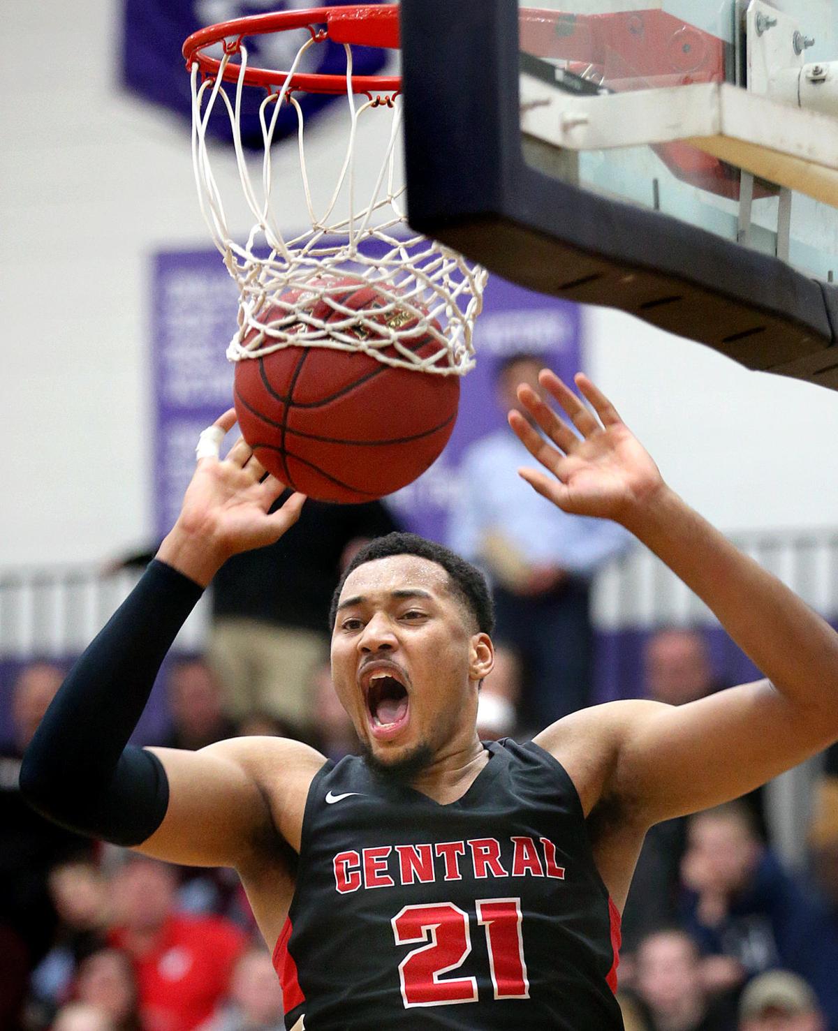High School Basketball La Crosse Central S Terrance Thompson
