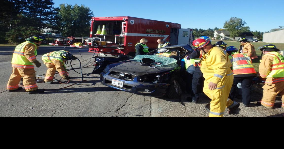 Teen injured in town of Melrose accident