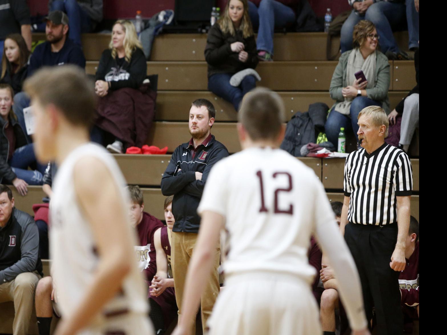 High School Basketball De Soto Boys Putting Together Strong