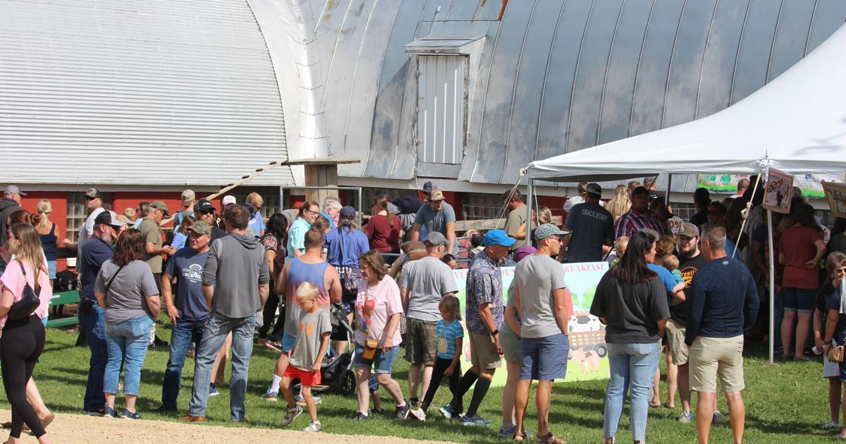 Dairy breakfast honors farmers’ dedication to agriculture