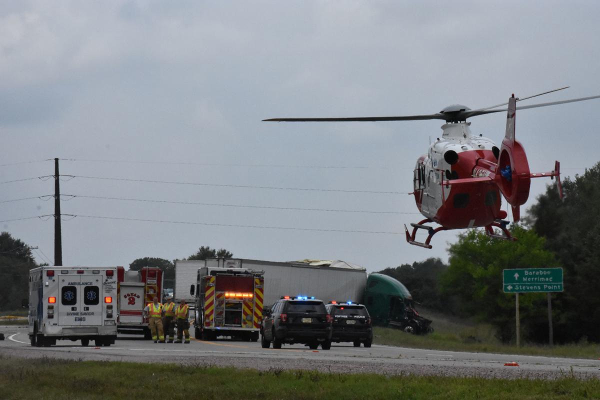 1 dead, 5 injured in crash at I39, Highway 33 near Portage State and Regional