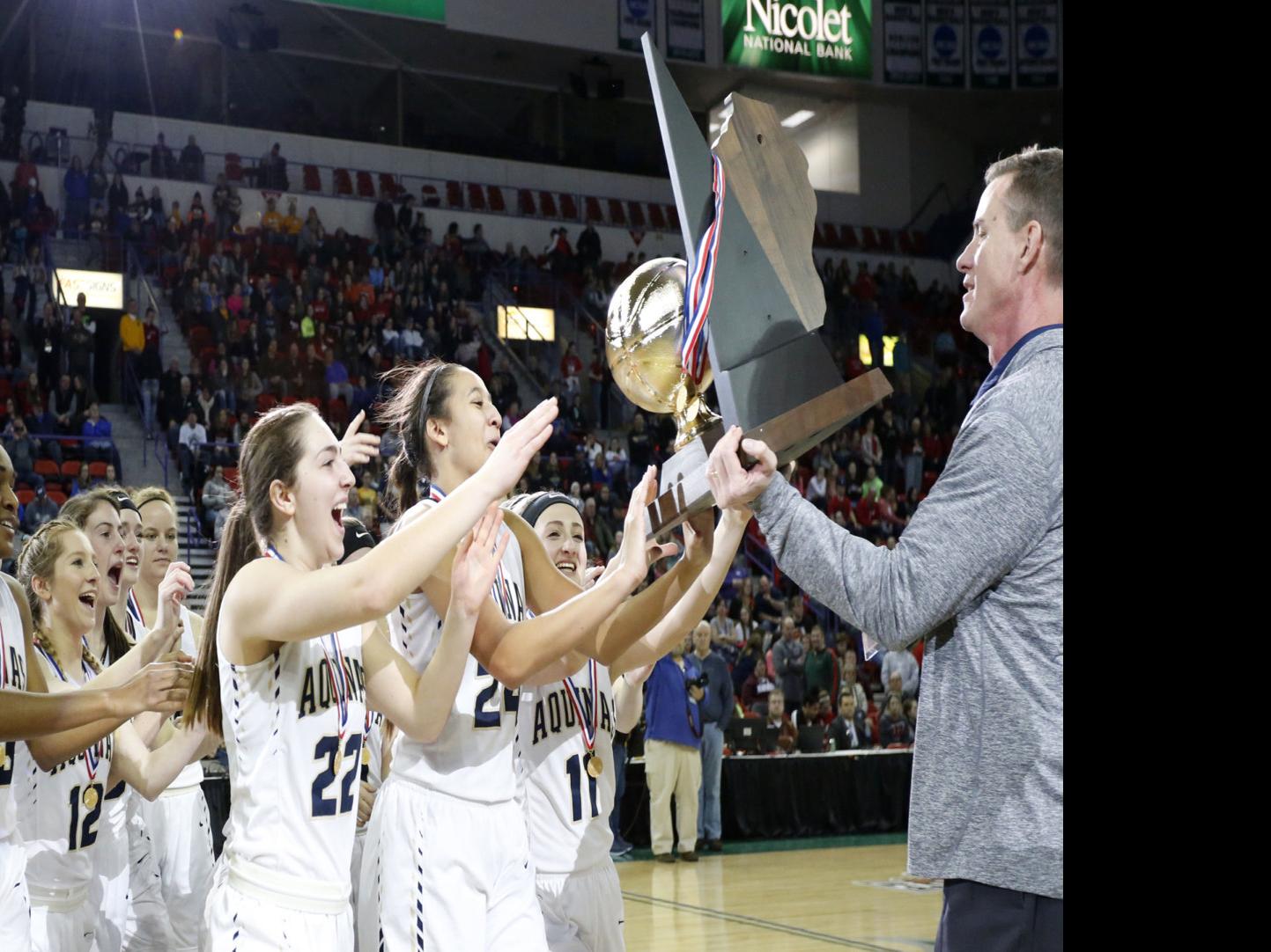 Wiaa Girls State Tournament La Crosse Aquinas Tops Mel Min Wins