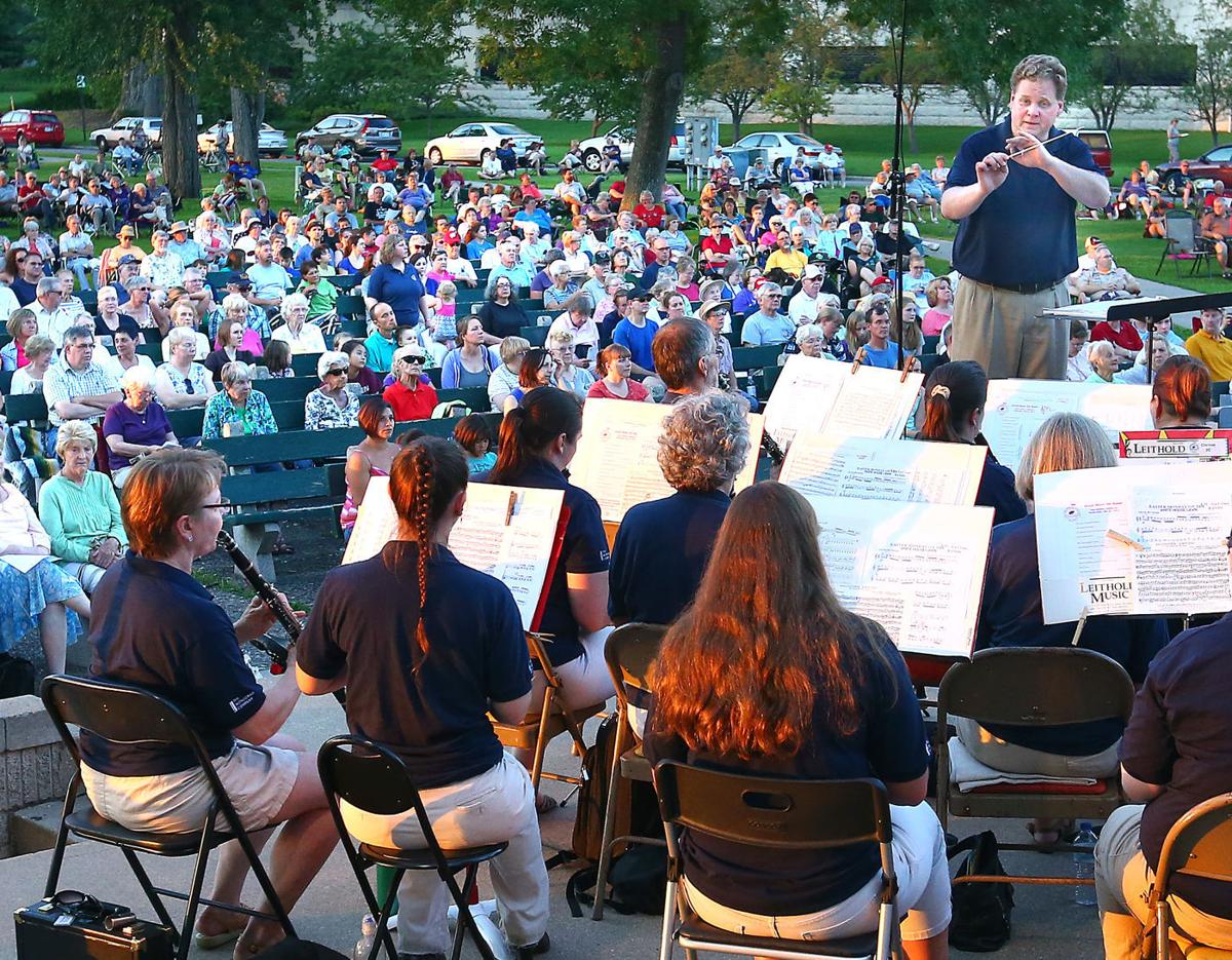 La Crosse Concert Band brings patriotic sound to Riverside Local