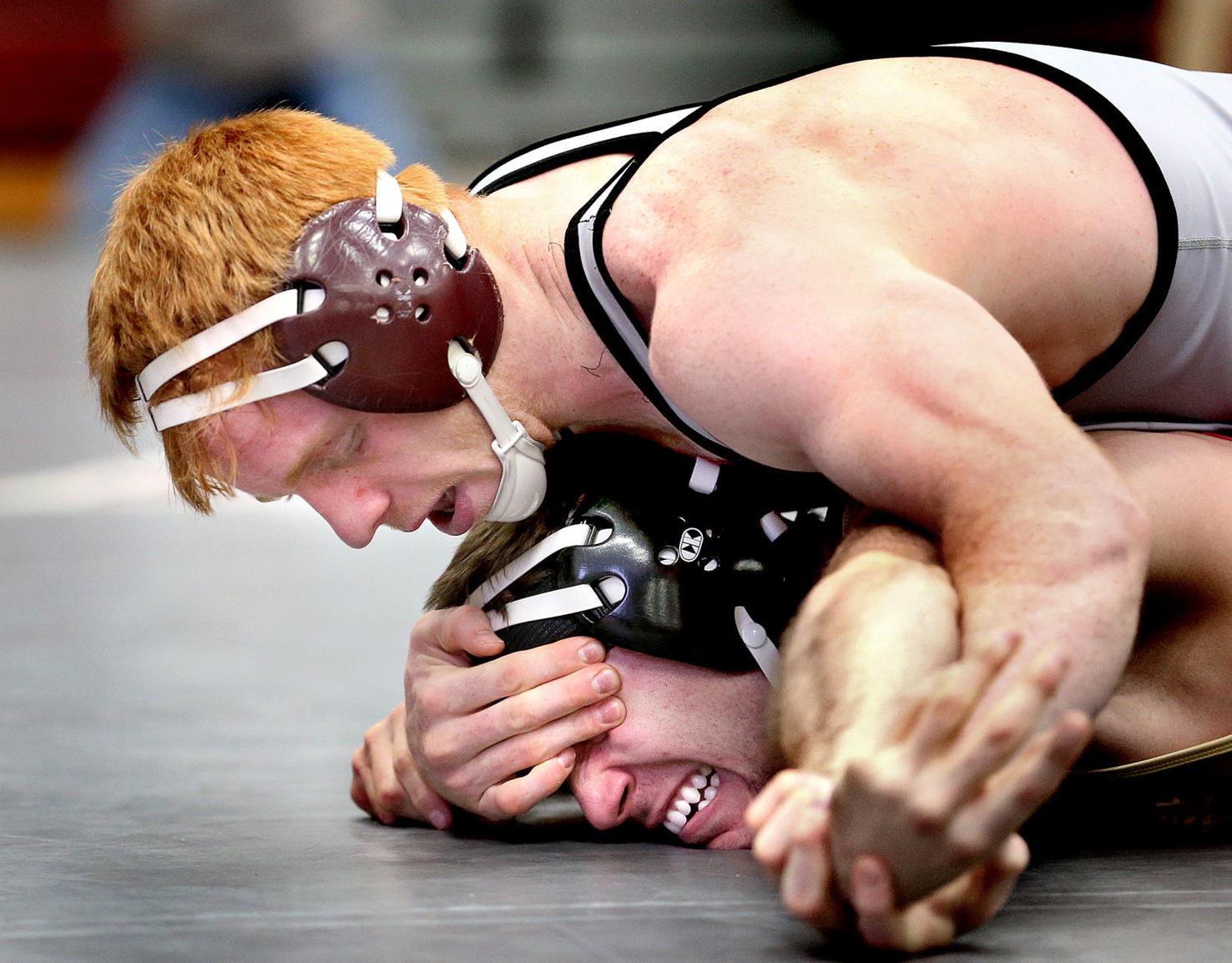 UWLa Crosse wrestling Sawyer Massie ready to defend WIAC crown