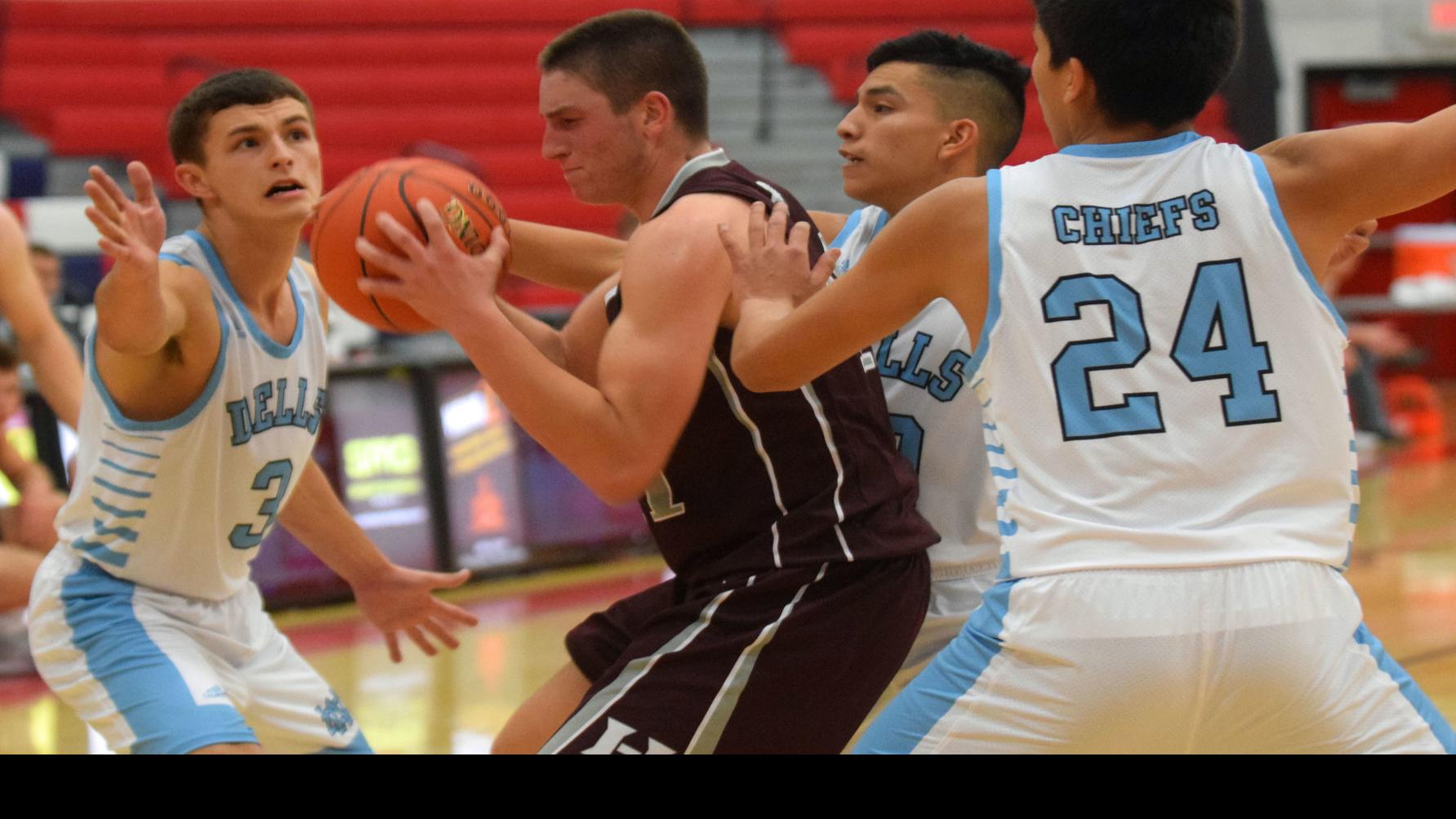 High School Basketball Holmen Boys Tipped By Wisconsin Dells