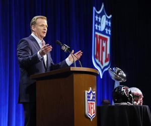 Bill Plaschke: NFL hits a good note on national anthem