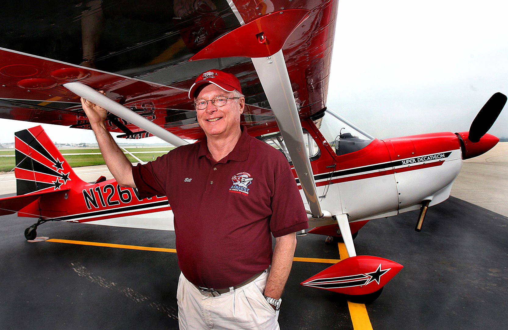 La Crosse aerobatics pilot crash lands in Ohio