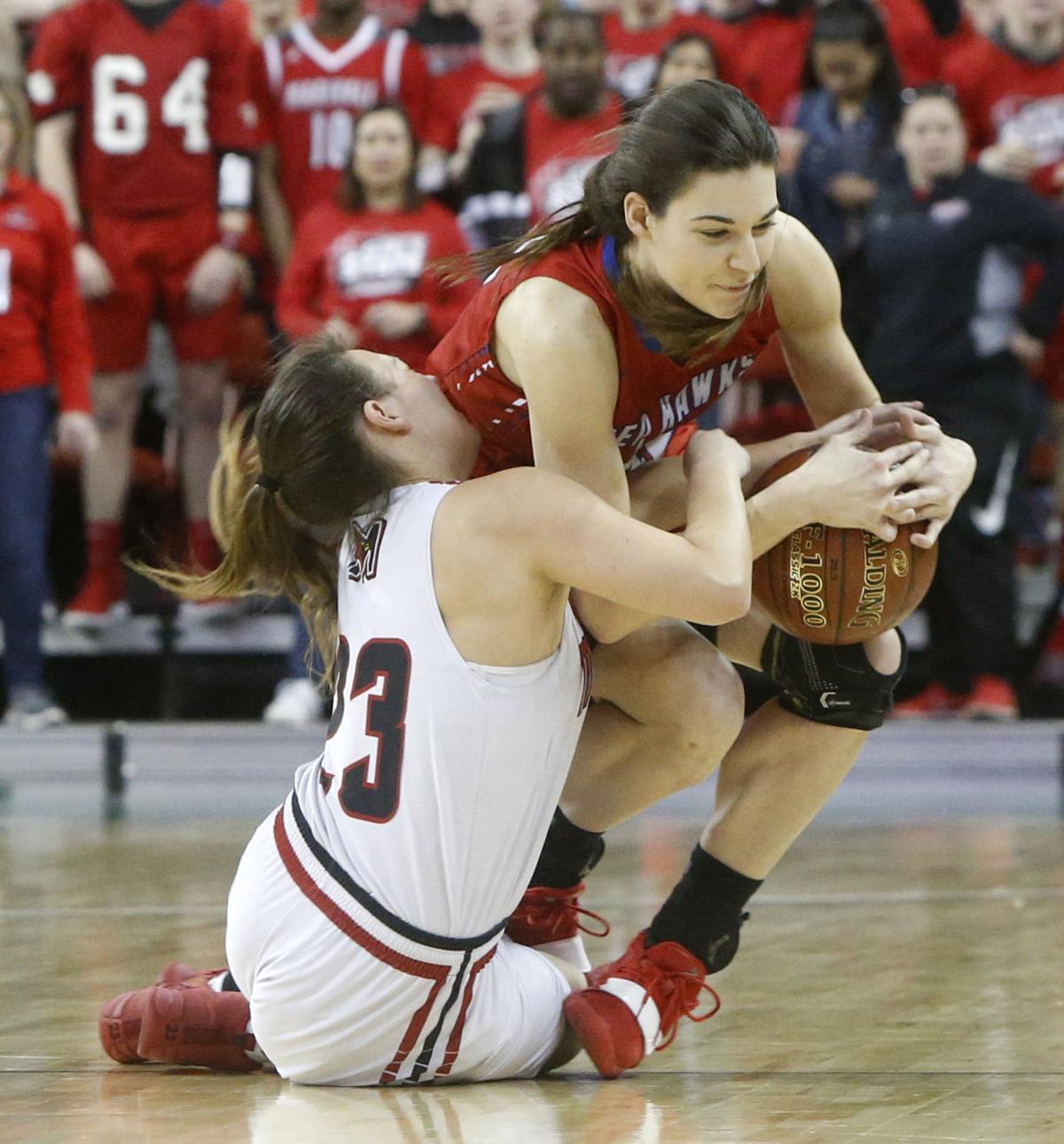 Wiaa Girls State Basketball G E T Falls To Marshall In Division 3