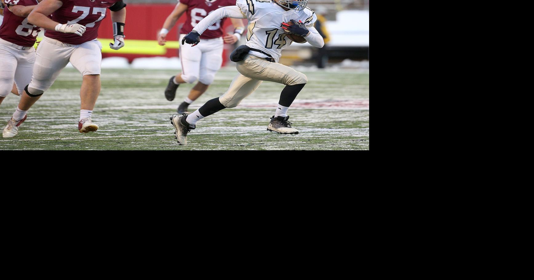 WIAA state football La Crosse Aquinas beats Mayville for second