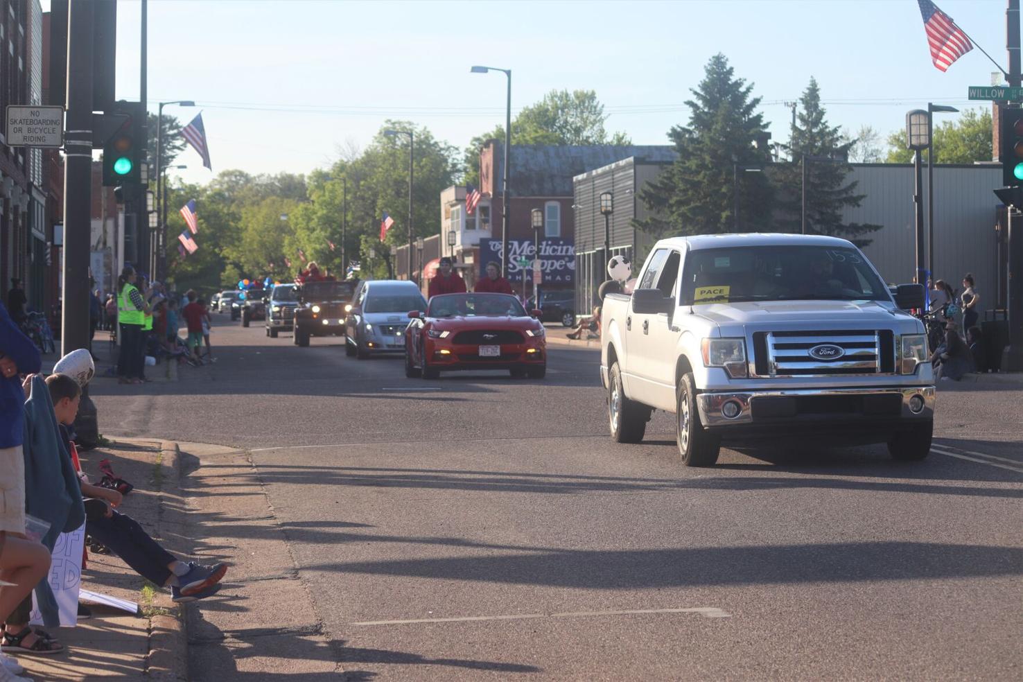 PHOTOS 2022 Chippewa Falls Senior High School Graduation Parade