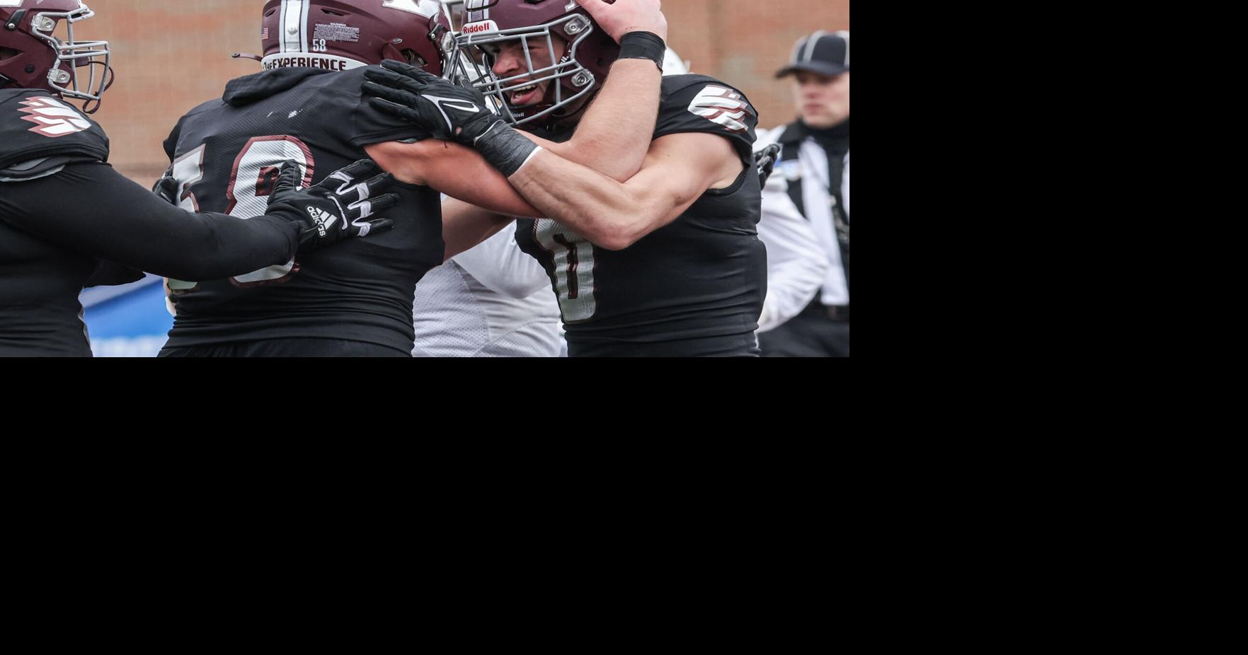 UWLa Crosse football Eagles host unbeaten, defending national