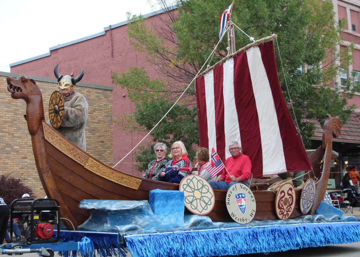 Cashton celebrates Fall Fest with parade