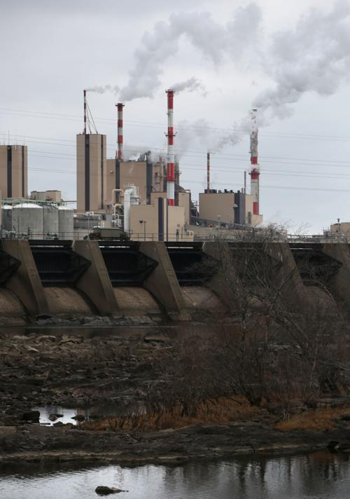 Over 900 jobs to be lost as Verso plans to shutter paper mill in