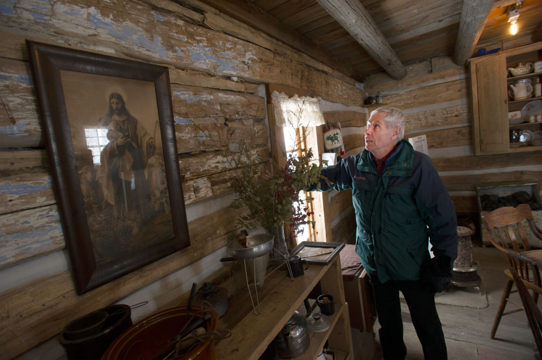 Minnesota Man Shows Off Cabin Built By Pioneering Great