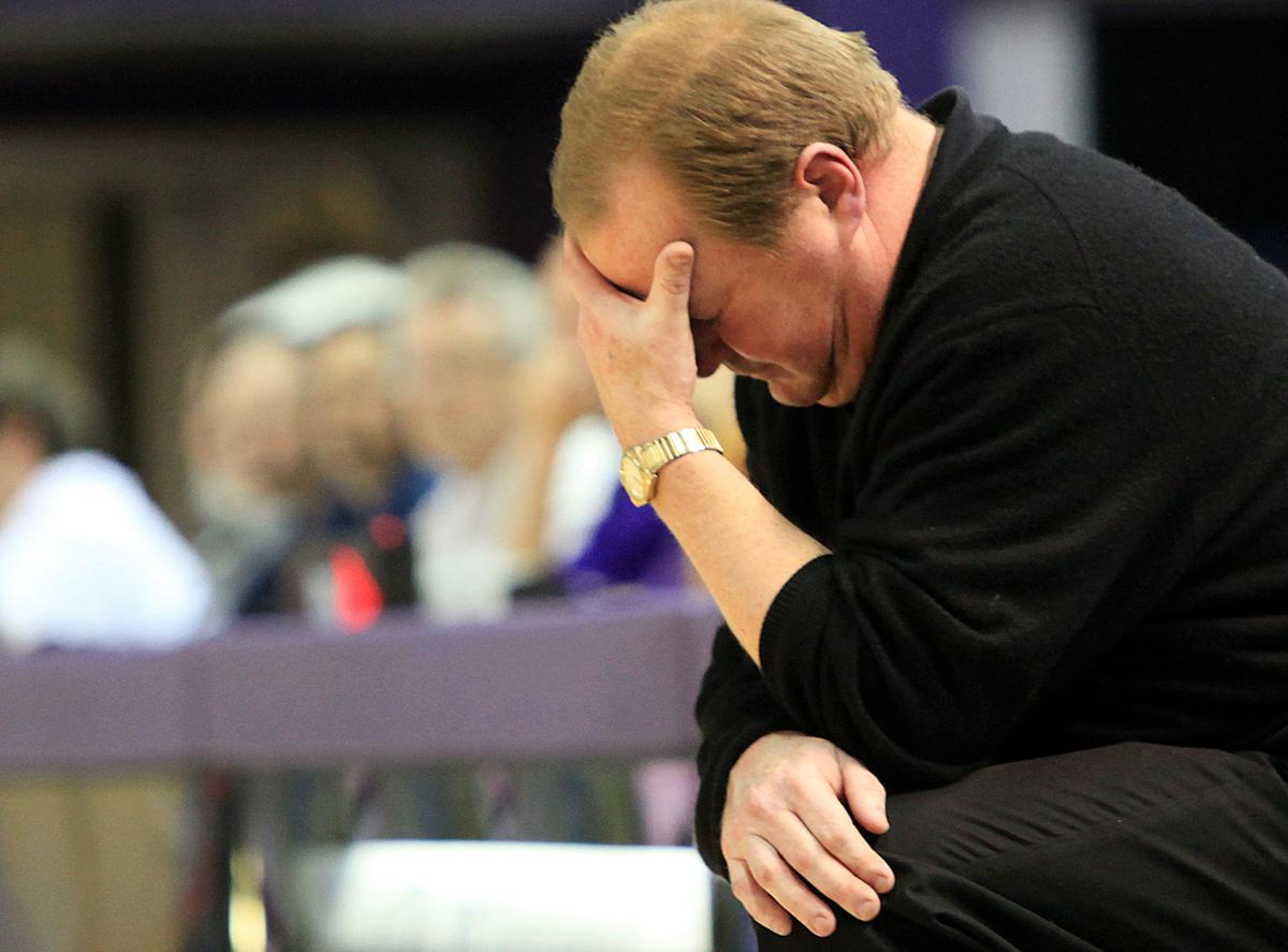 Player Wsu Men S Basketball Coach Made Drunken Sexual Advances
