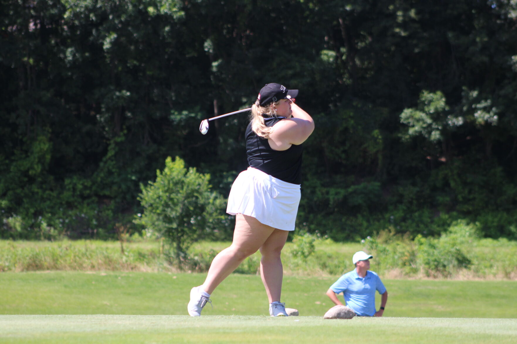 Local golf Larsen wins Womens County Am picture