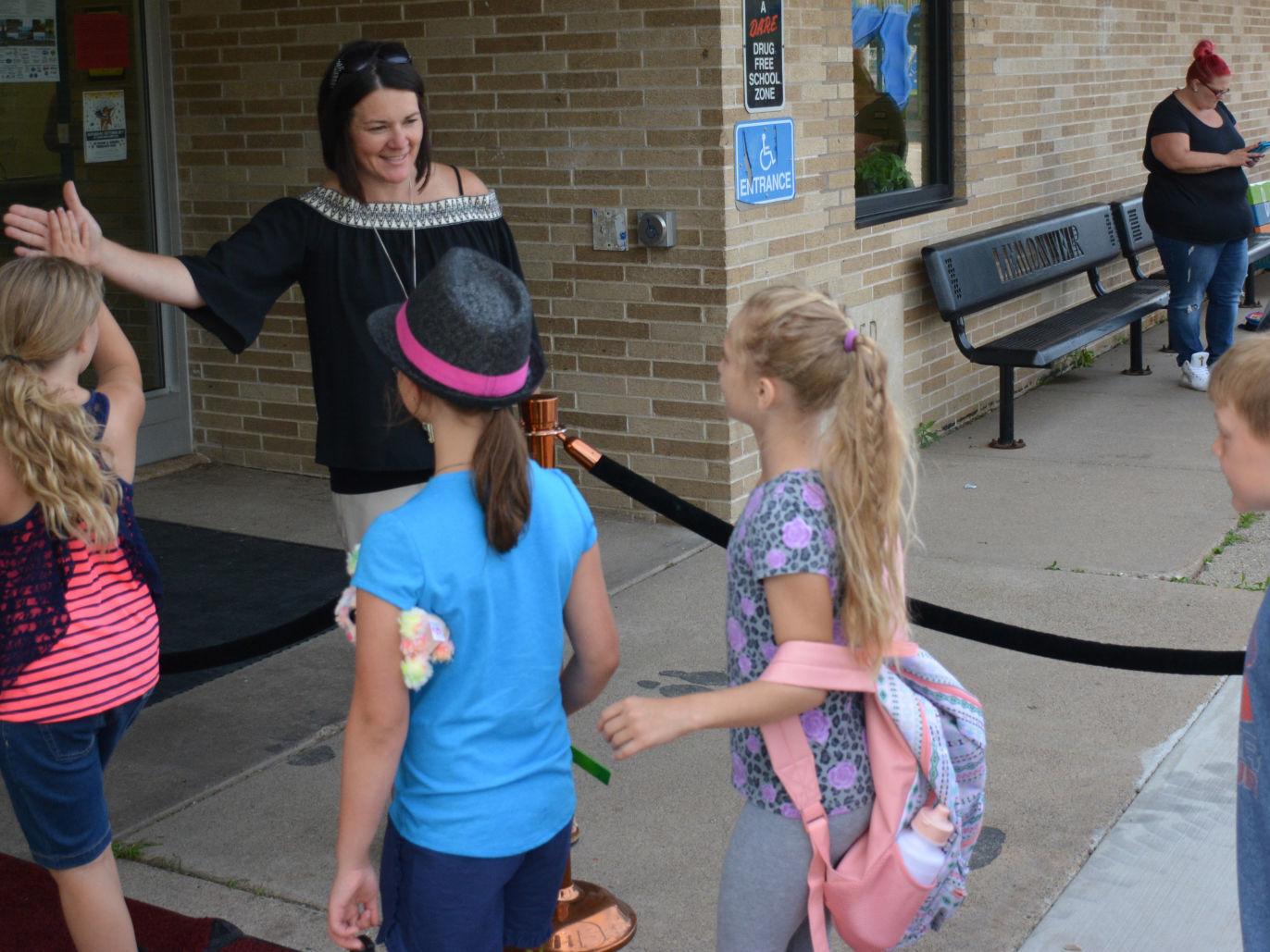 Tomah School Board Votes To Open Lemonweir Elementary School On Schedule News Lacrossetribune Com Tomah Area School District Calendar