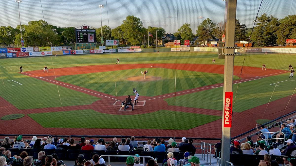 Former Logger Chris Sale to Start Game #1 of World Series - La Crosse  Loggers