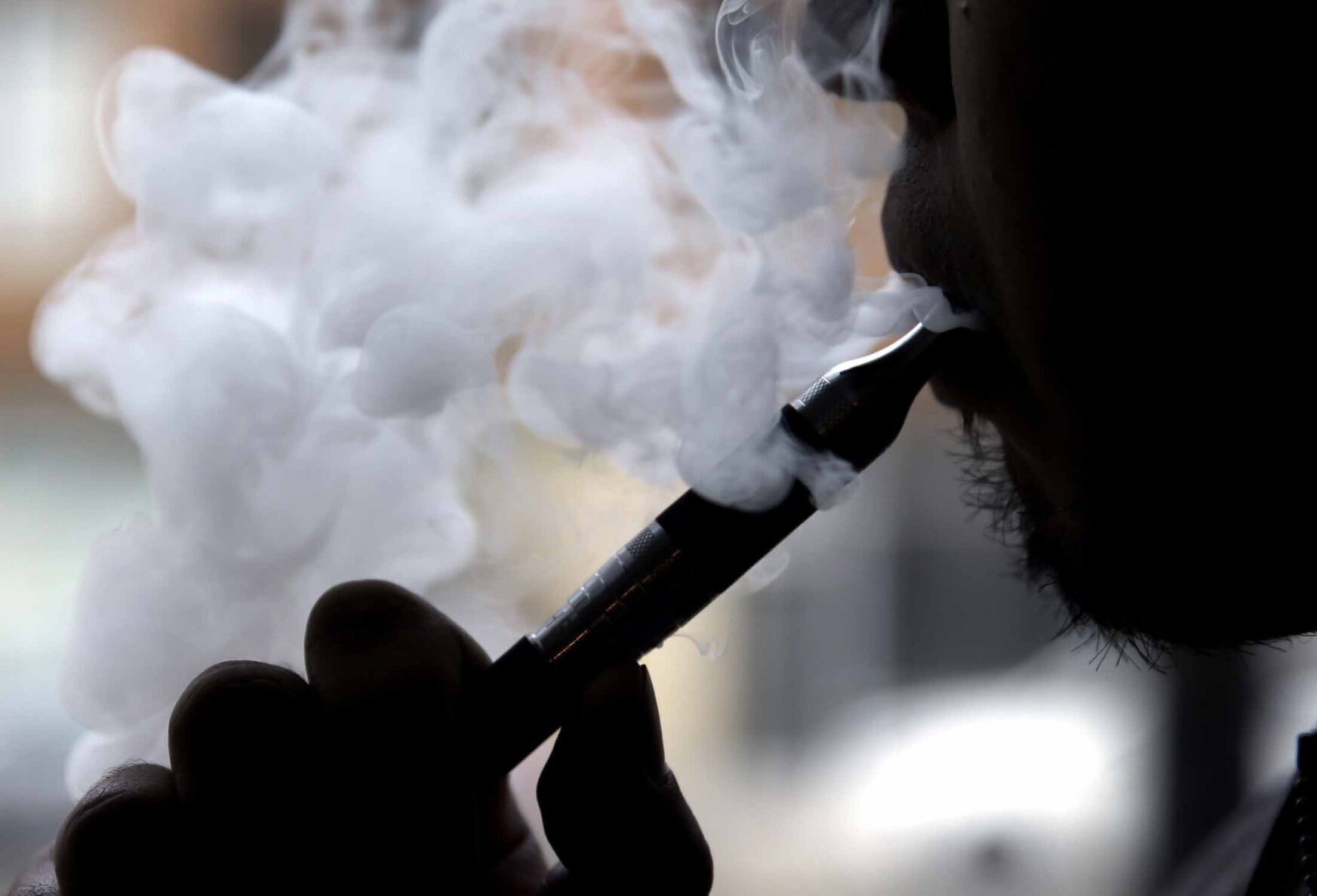 CDC study Cigarette smoking hits new low as vaping numbers rise