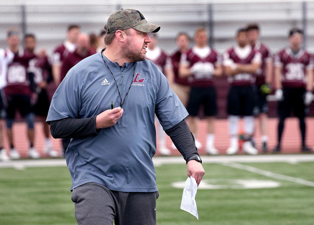 UW-L offensive coordinator Luke Bengtson