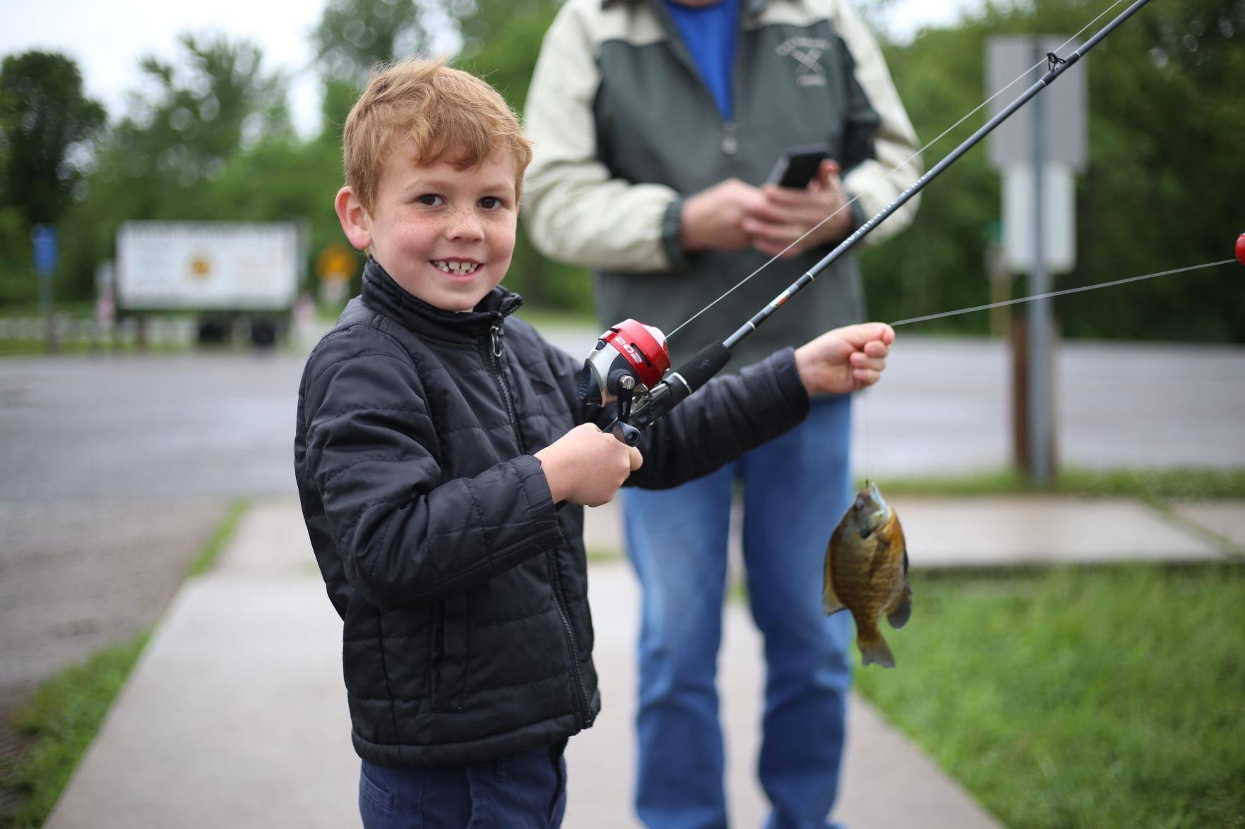 Outdoors commentary Locals find Best Dam Fishing Float