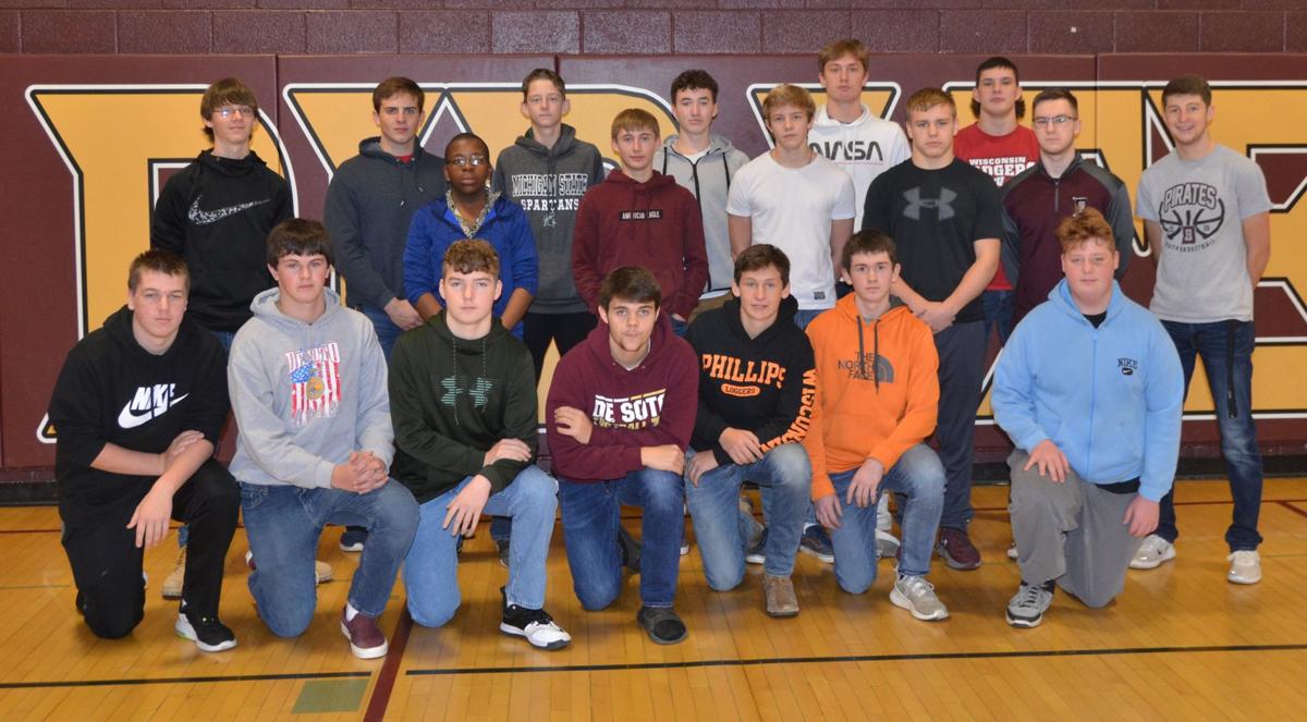 De Soto boys basketball team 2019-2020