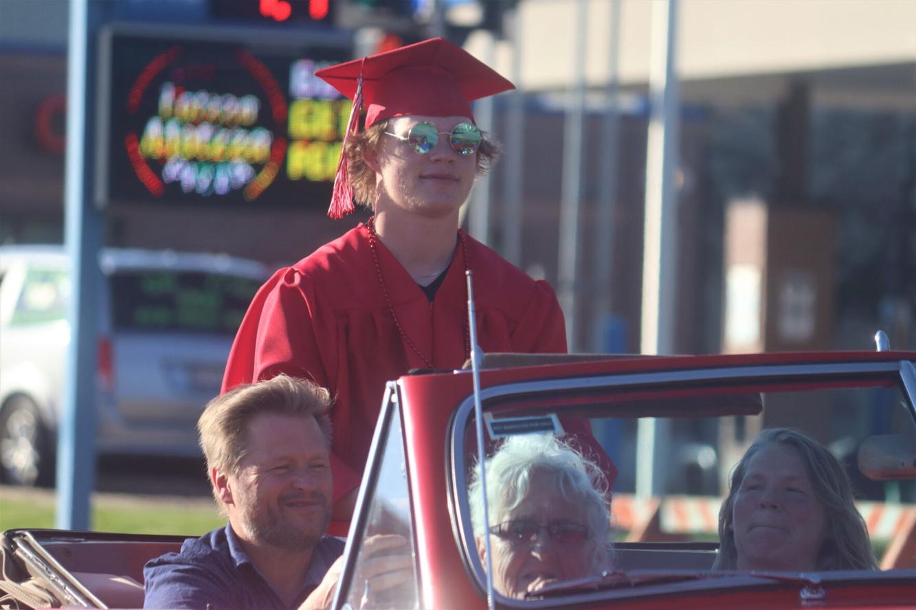 PHOTOS 2022 Chippewa Falls Senior High School Graduation Parade