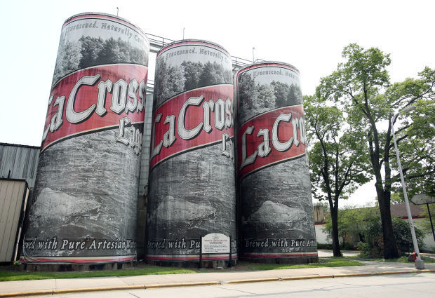 World's Largest Six-Pack of Beer in Buffalo, NY?