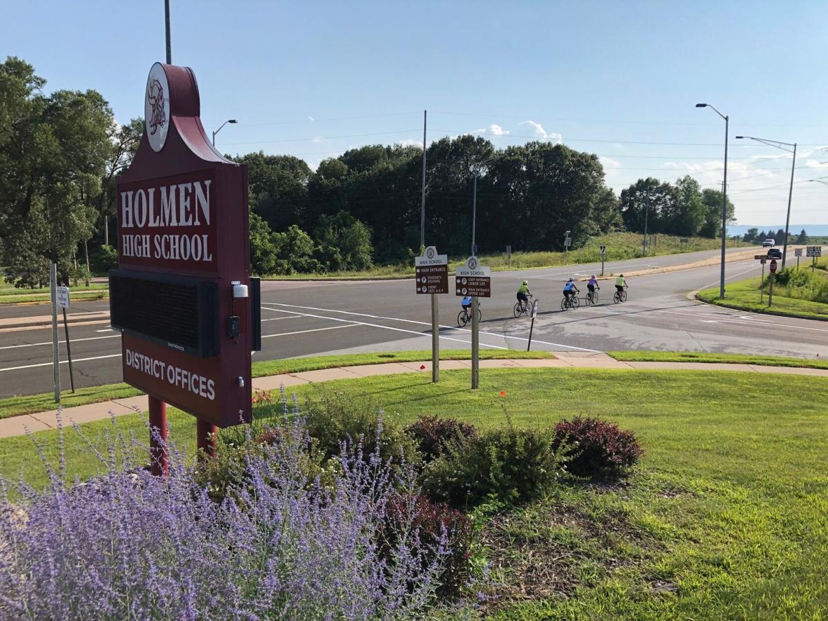 Four units of government reach agreement on Holmen High School roundabout