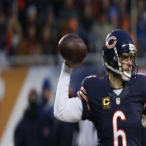Packers Green Bay Fans Rejoice As The Bears Lock Up Qb Jay Cutler Through 2020 Football Lacrossetribune Com