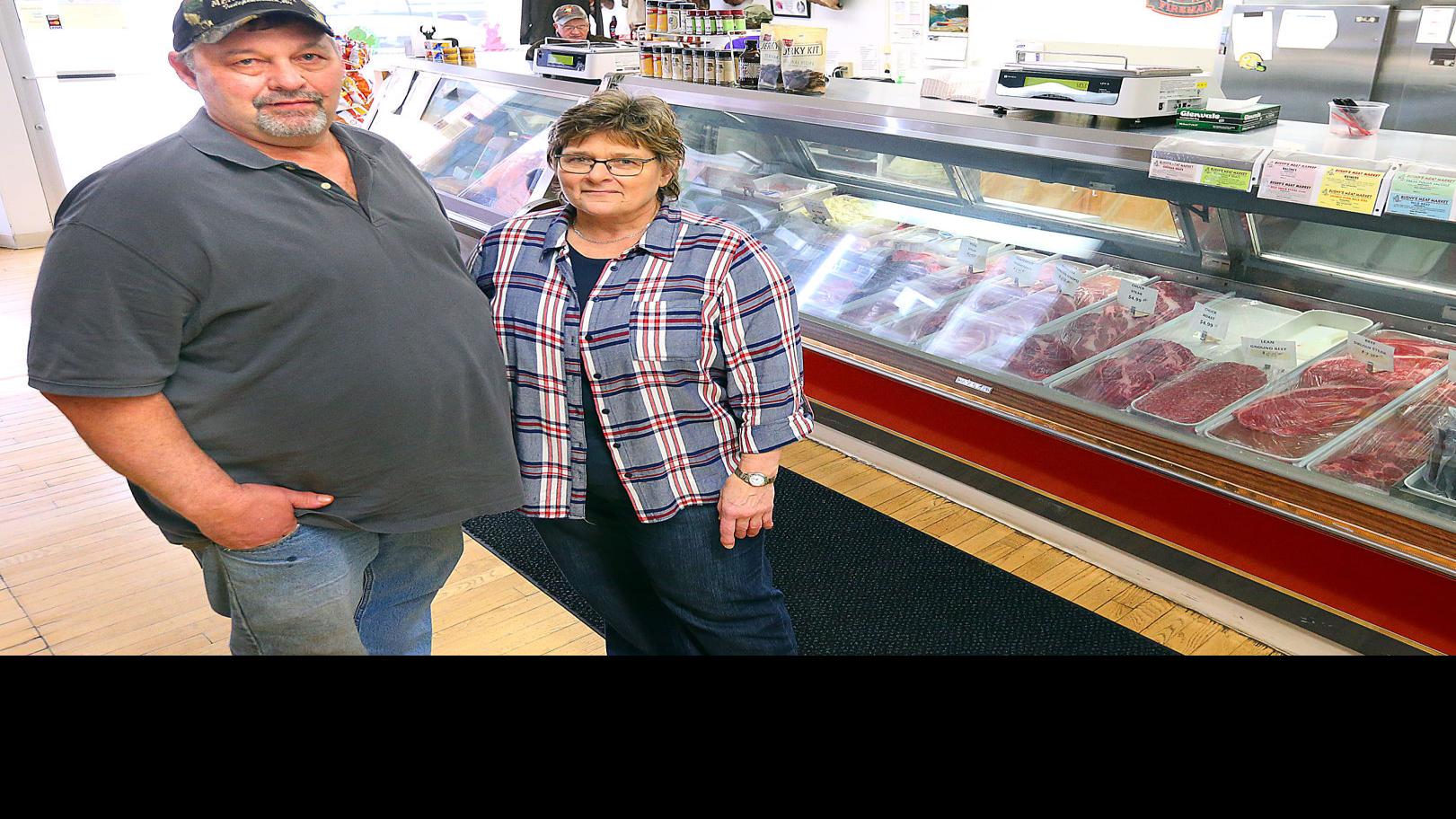 Arcadia Iowa Meat Locker Sausages And Coffee Cakes Are Focus Of Bushy S And Buff S