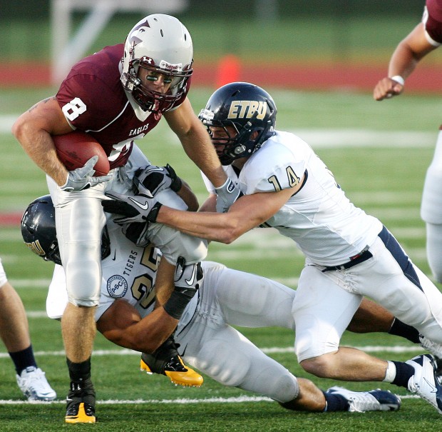 Five turnovers doom UW-L football in opener | College Sports Five turnovers doom UW-L football in opener | College Sports