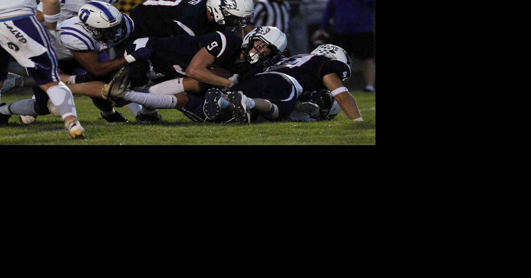 Sophomore workhorse leads Reedsburg football to conference victory over Onalaska