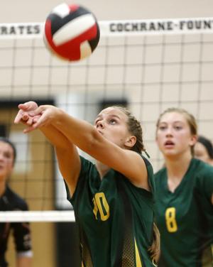 Mustangs volleyball almost sweep Eau Claire Immanuel