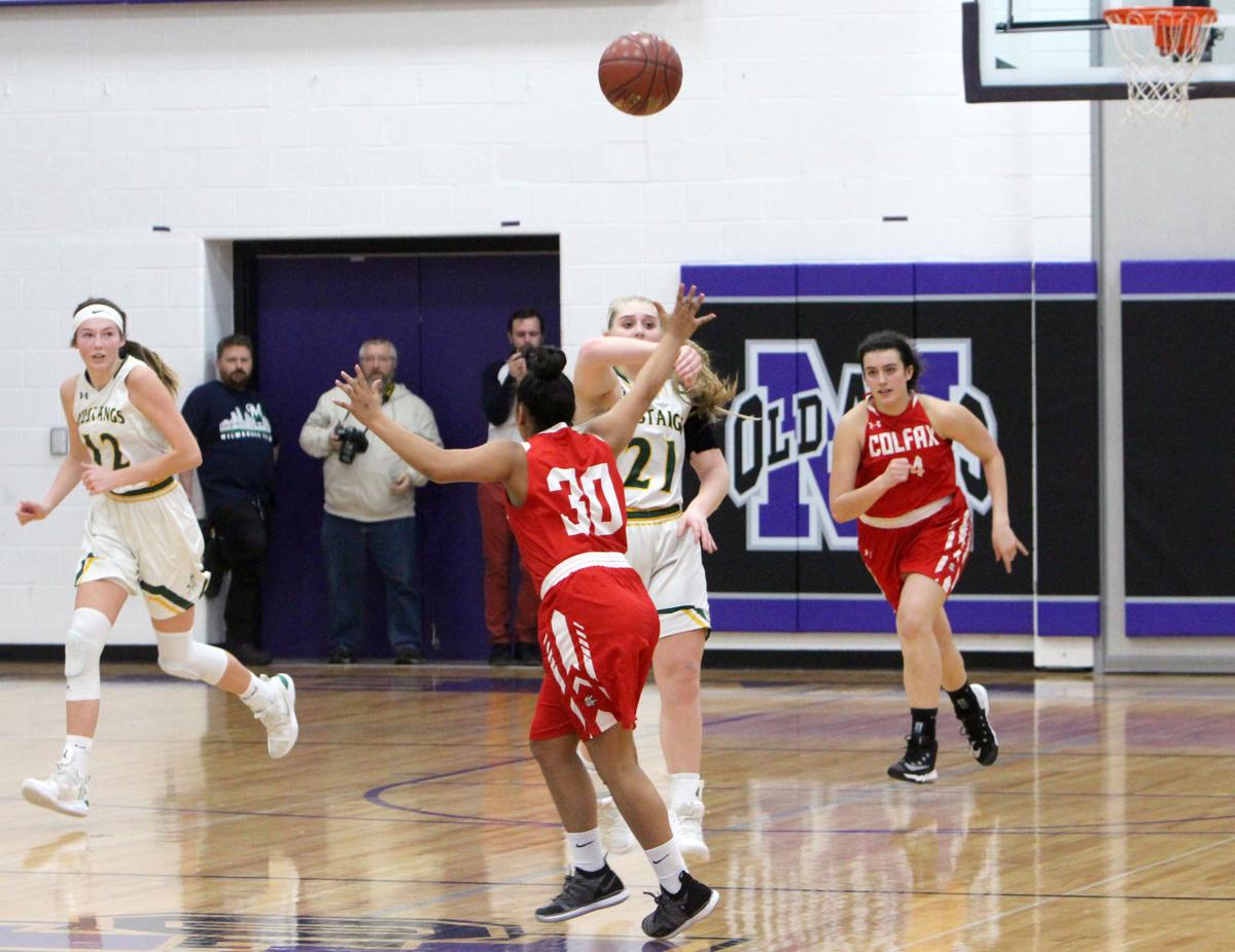 High School Basketball Melrose Mindoro Shuts Down Colfax For